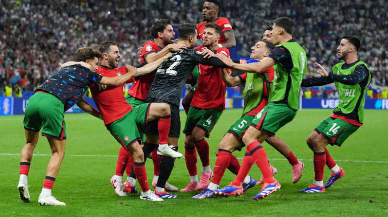 “覆巢之下也有完卵”寓意的生肖是什么？盘根老树难负重解析